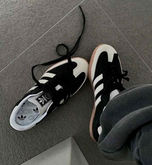 Adidas_Samba_Core_Black-Wonder_White