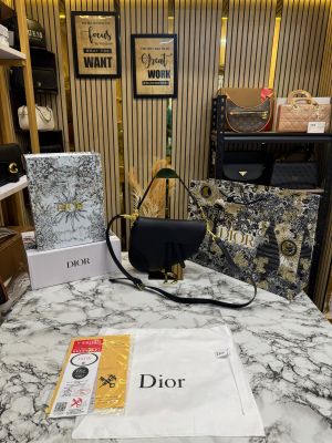 Christian_Dior_Saddle_Crossbody_Premium_Quality_With_Double_Box_And_Dust_Bag_Including_Carry_Bag_(Black)