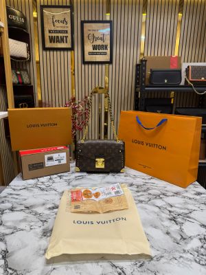 Louis_Vuitton Petite Melle Bag With Double Og Box And Dust Bag Including Carry Bag (brown)