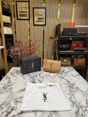 (Ysl) Yves Saint Laurent Sunset Bag With Box And Dust Bag (2345-Apricot)