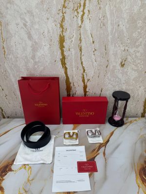 Valentino_Garavani_V-Shaped_Premium_Belt_Combo_With_Box_Dust_Bag_Includes_CarryBag_(V05-Black)