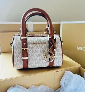 Michael_Kors_Bedford_Legacy_Small_Boston_With_Dust_Bag_1712_Coffee_Brown With Box 