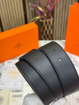 HERMES BELT COMBO  WITH CARRY BAG AND DUST BAG WITH CARD AND BILL WITH OG BOX HS-14