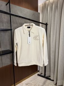 CALVIN KLEI_N CREME PREMIUM PULLOVER WITH CHAIN