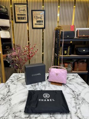 Chanel_Cavior_Quilted_Crossbody_Bag_Gold_Chain_With_Box_And_Dust_Bag_(Pink)