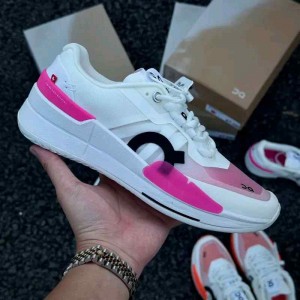 On  cloud Running The Roger Pro 2  White Pink