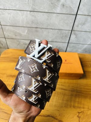 LV LOUIS VUITTO_N PREMIUM QUALITY BELT
