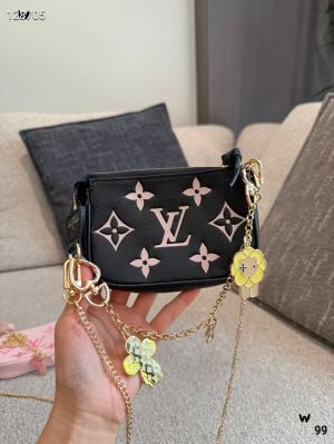 Louis_Vuitton_Mini_Pochette_With_OriginalBox