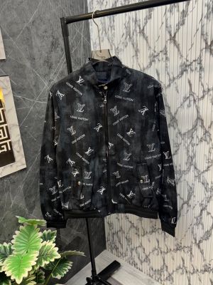 Louis.Vuitton.100%.Imported.Very.Premium.jacket.CS182