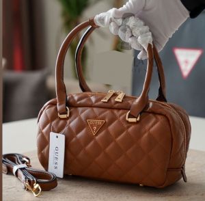 Guess quilted crossbody handbag with og box(5309-brown)