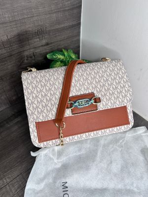 Michael_Kors_Sling_Bag_1005