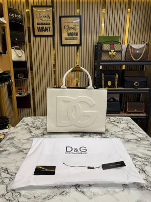 Dolce_&_Gabbana_Daily_Tote_Bag_With_Dust_Bag_And_Card_(White)