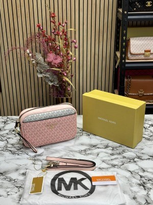 MICHAEL_KORS HUDSON JETSET EAST WEST CAMERA BAG WITH ORIGINAL BOX AND DUST BAG (PINK) 23008