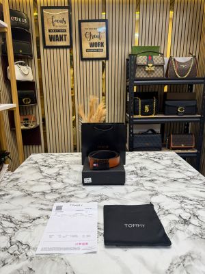 Tommy_hilfiger belt premium quality with og box dust bag (4-2)