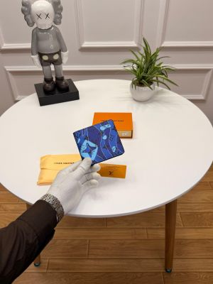 LOUIS_VUITTON_PREMIUM_LEATHER_WALLET_WITH_OGBOX_CARDS_DUSTBAG_TAGS_ETC_EA69