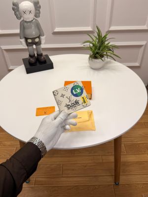 LOUIS_VUITTON_PREMIUM_LEATHER_WALLET_WITH_OGBOX_CARDS_DUSTBAG_TAGS_ETC_EA58