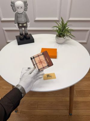 BURBERRY_PREMIUM_LEATHER_WALLET_WITH_OGBOX_CARDS_DUSTBAG_TAGS_ETC_EA61