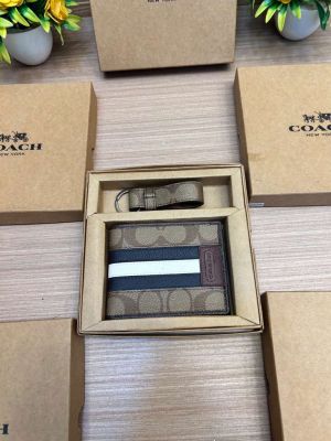 COACH_keychain_Wallet_V792