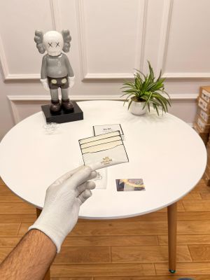 Coach_premium_womens_cardholder_with_ogbox_dustbag_etc_EA117