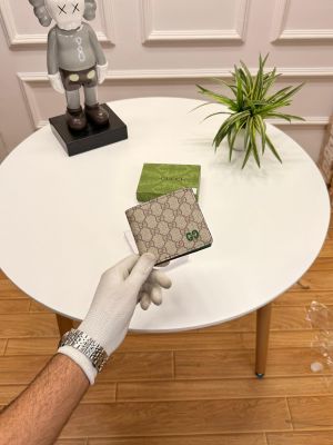 GUCCI_PREMIUM_LEATHER_WALLET_WITH_OGBOX_CARDS_DUSTBAG_TAGS_ETC_EA100