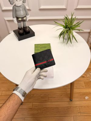 GUCCI_PREMIUM_LEATHER_WALLET_WITH_OGBOX_CARDS_DUSTBAG_TAGS_ETC_EA99