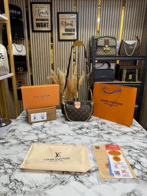 Louis_Vuitton Pochette With Double Box And Dust Bag Including Carry Bag (Brown-M44840)