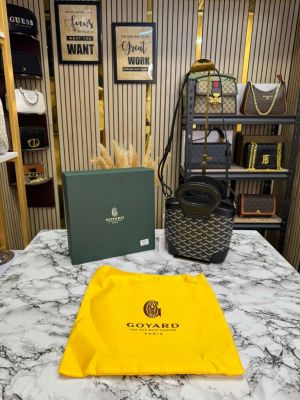 Goyard Beluga Bucket Shoulder Bag With Box And Dust Bag (2531-Black)