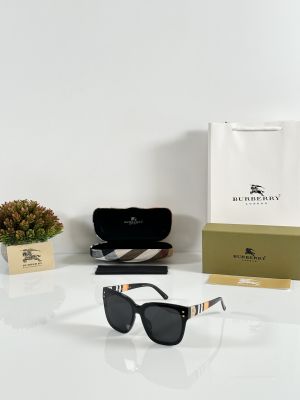 Burberry_WMNS_6942_Black