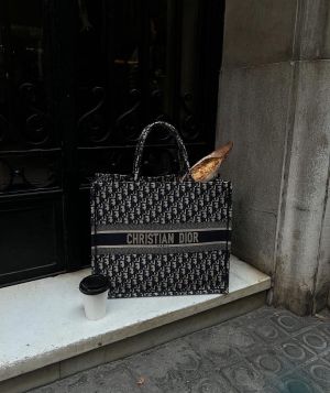 Dior_Book_Tote_Large_Black_With_OriginalBox_DustCover_Ribbon