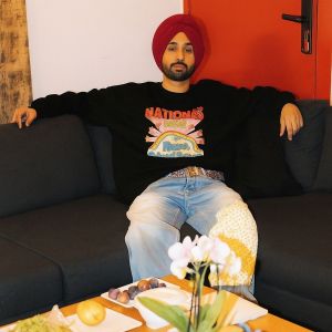 Zara.Imported.Front.Printed.Very.Premium.Full.Sleeves.Tshirt.CS199