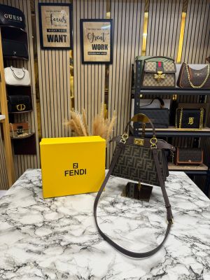 Fendi_Peekaboo_IseeU_Shoulder_Bag_With_Box_(731-Coffee)