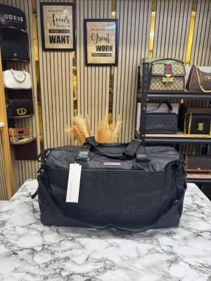 Calvin_Klein Premium Quality Duffle Bag With Strap (Z0610-Black)