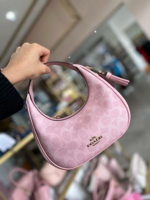 Coach_Carmen_Mini_Hobo_Bag_PinkEdition_With_OriginalDustcover_OriginalCarryBag