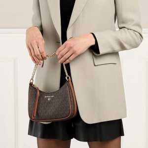 Michael_Kors Chand sling bag premium quality with box