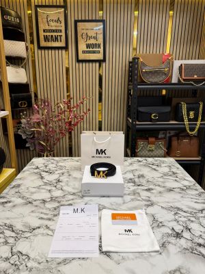 Michael_Kors Leather Belt with Gold MK Buckle Includes Box Dust Bag & Carry Bag (26-2 Black)