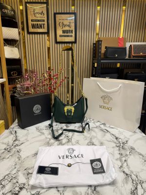 Versace Jeans Couture Logo Plaque Shoulder Bag (Green)