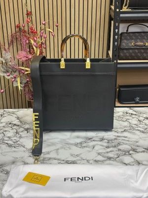 Fendi_Sunshine_Large_Tote_Bag_With_Dustbag_Including_Card_(Black)