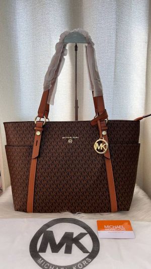Michael_Kors_Sullivan_Large_Zipper_Tote 799