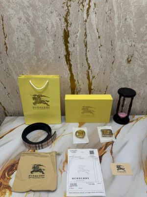 Burberr_y TB Reversible Signature Belt Combo With Box And Dust Bag Including Carry Bag (2)