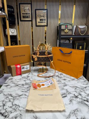 Louis_Vuitton Speedy Mono Handbag With Double Og Box And Dust Bag Includes Carry Bag (M13084)