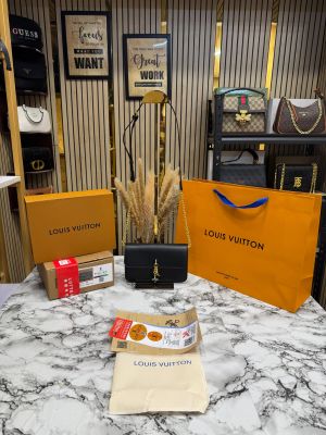 Louis_Vuitton Bloom Shoulder Bag With Double Og Box And Dust Bag Includes Carry Bag (14564-Black)