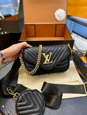 Louis_vuitton_lv_wave_multi_pochette_with_og_magnetic_box_5764