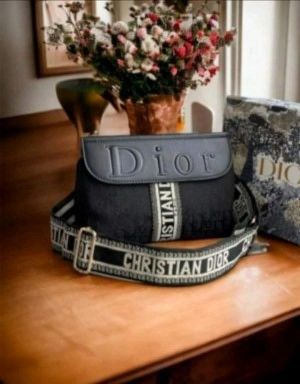 CHRISTIAN DIO_R NOIR WITH DAMAGE BOX (FULL BLACK) (S17)