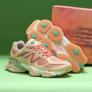 WOMEN NEWW BALANCE 9060 PENNY COOKIE PINK