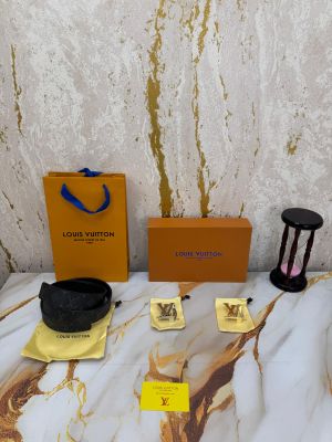 Louis_Vuitton Belt Combo With Box Dust Bag Including Carry Bag (L34-Black)