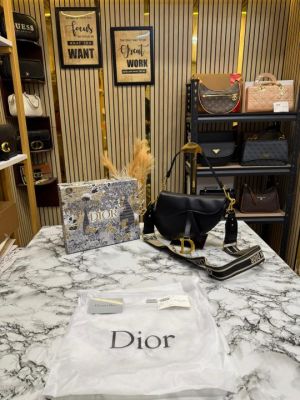 Christian_Dior_Saddle_Premium_Quality_Damage_Box_And_Dust_Bag_(Black)