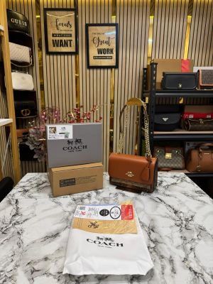 Coac_h Klare Crossbody Bag With Double Og Box And Dust Bag (Brown)