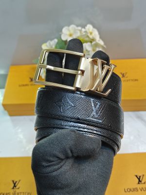 LV LOUIS VUITTO_N PREMIUM QUALITY IMP REVERSEABLE BELT WITH OG BOX