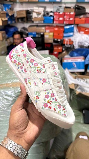 Onitsuka Tiger Mexico 66 Cream Pink Floral