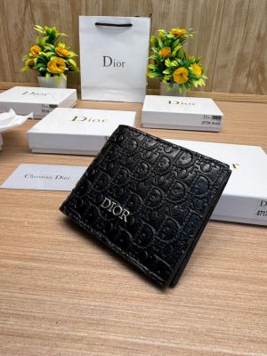 DIOR_WALLET_V820